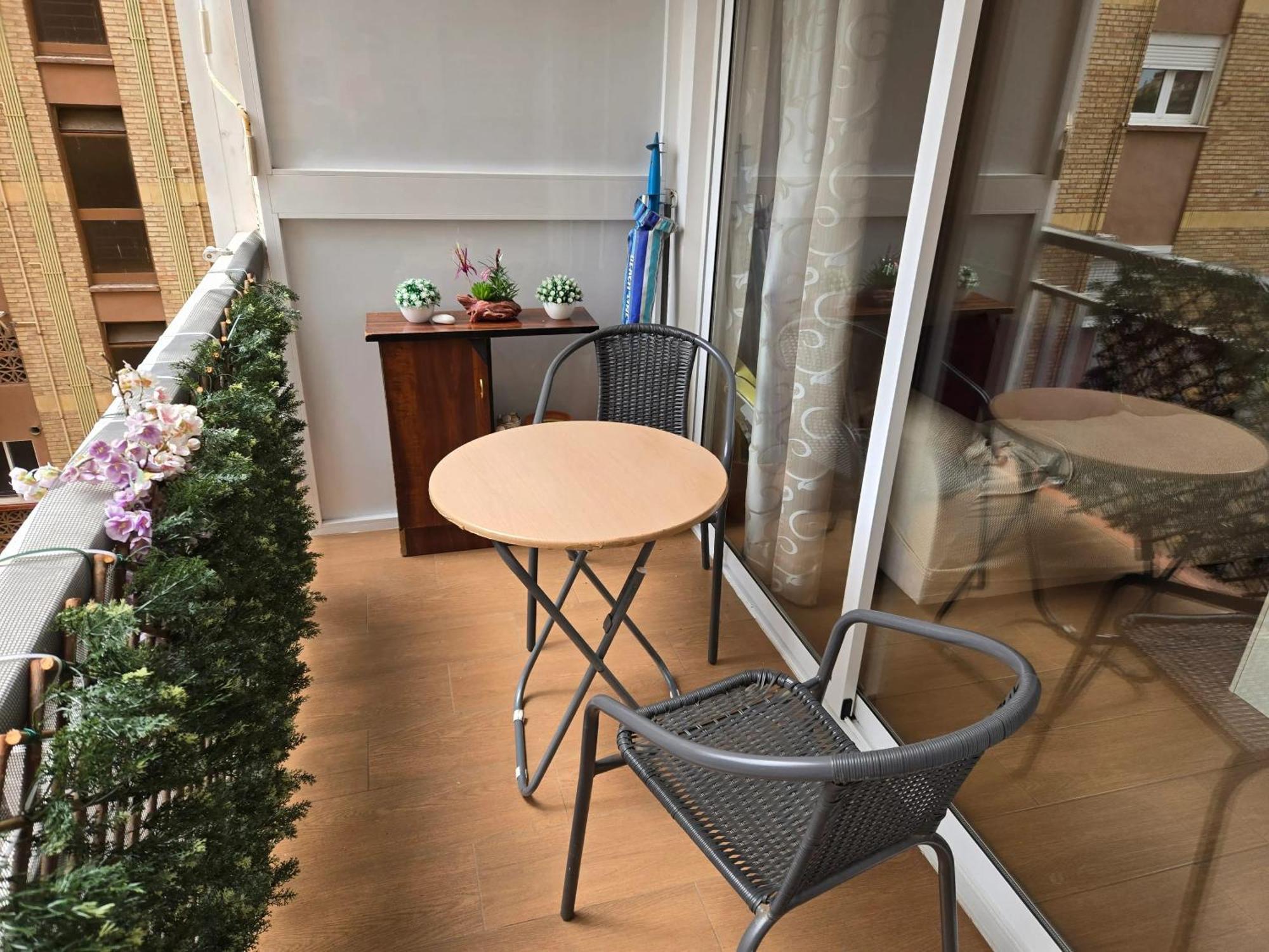 Comfortable Apartment In Malaga With Balcony And City View 81 M² Kültér fotó